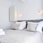 Apartment Aba Luxury N Pool