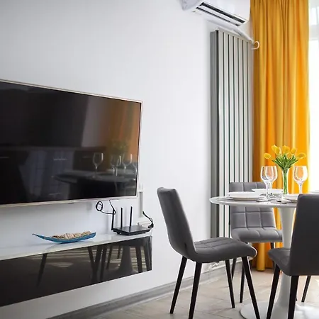 Aba Luxury N Pool Năvodari